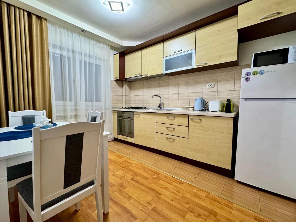 Altheda Living Eroilor 116-A4 Apartman Szucsáva Kültér fotó