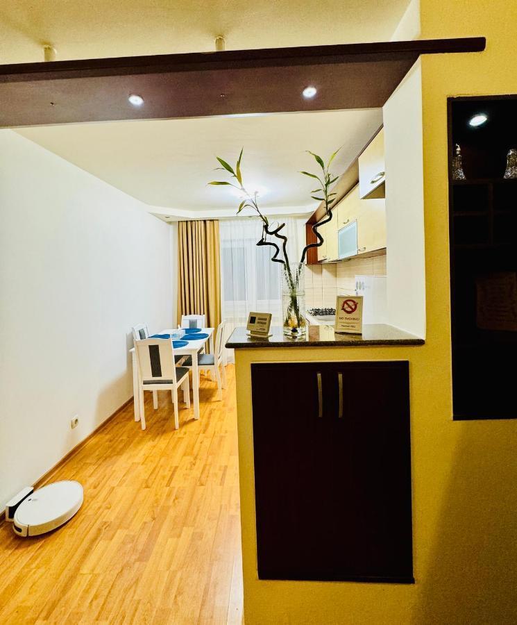 Altheda Living Eroilor 116-A4 Apartman Szucsáva Kültér fotó